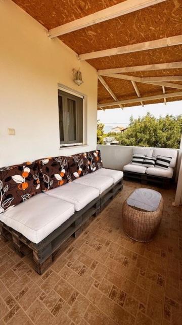 Angel House Drosia (Central Greece)
